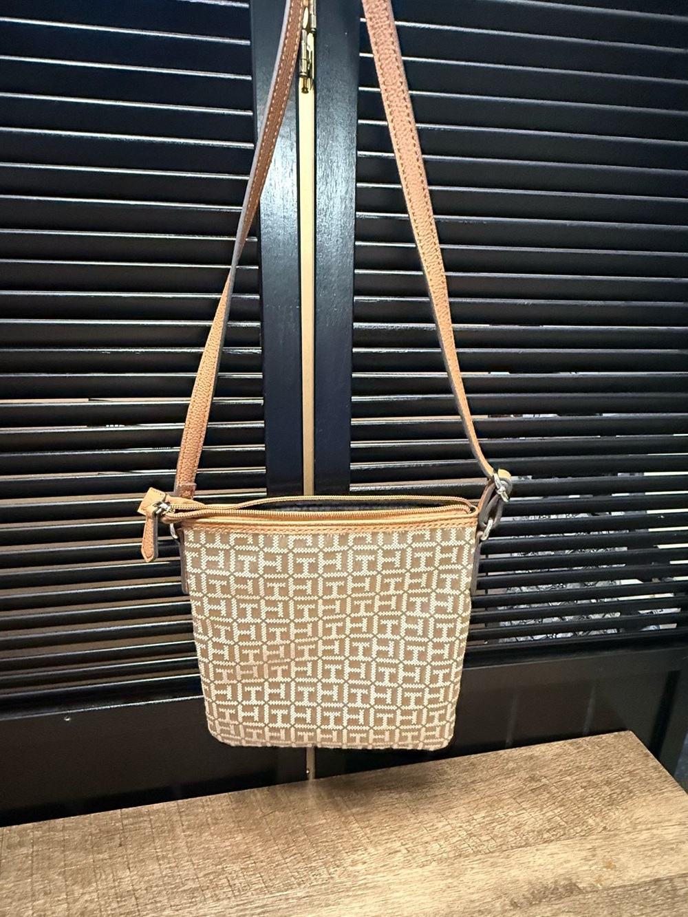 Tommy Hilfiger Tan and Cream Signature Jacquard Crossbody Bag - Picture 3 of 5